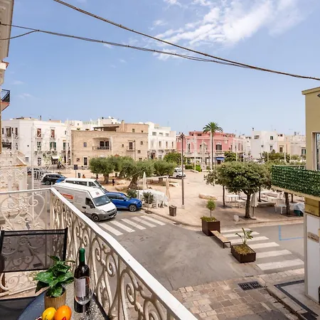 Anna & * Полиньяно-а-Маре