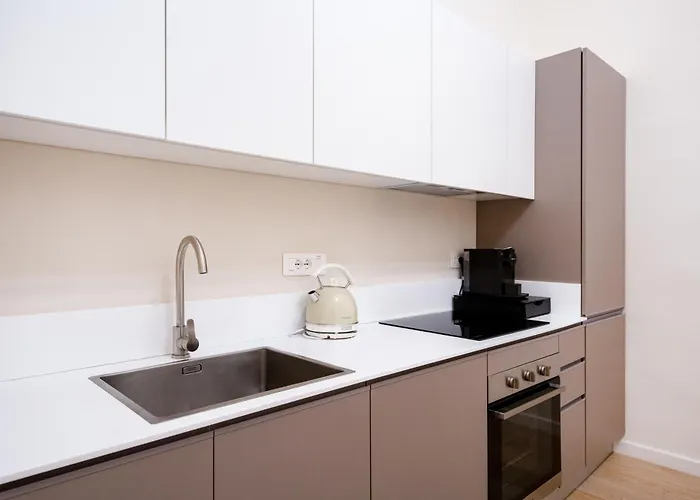 Διαμέρισμα Anna & *